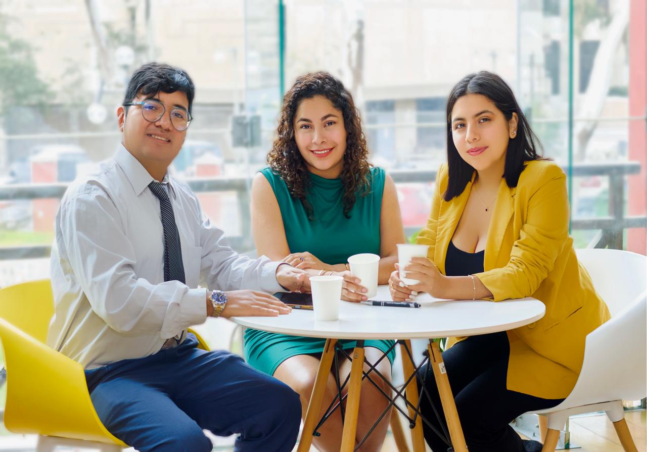 Logo de Dongo & Asociados